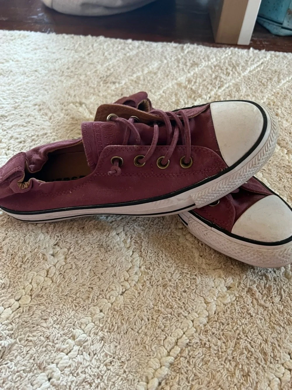 Converse Shoreline Slip-On Sneakers in Burgundy - Picture 2 of 6
